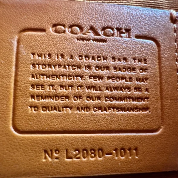 Coach Small Town Bucket Bag peacock teal gold crossbody or handheld bag purse - Picture 10 of 11